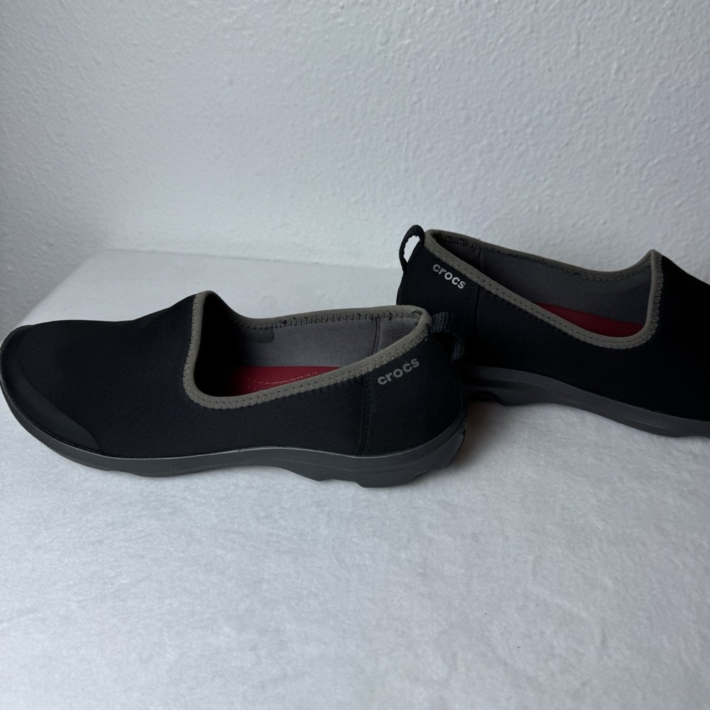 Crocs Busy Day Stretch Skimmer Slip On Comfort Shoes Women's size 10 Black - Picture 8 of 13